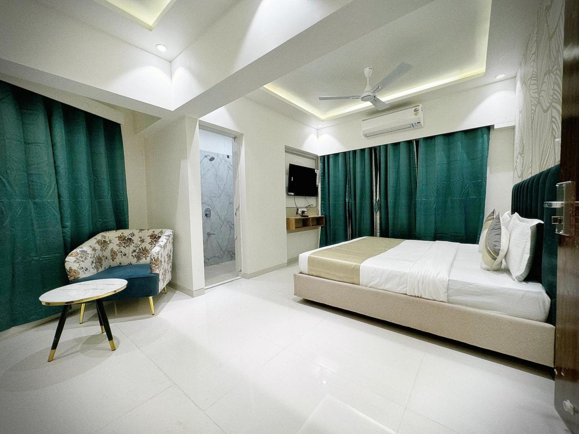 The Orion - Premium Apartments Mumbai Exterior photo